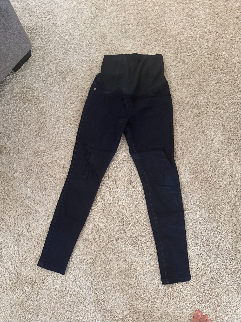 3 pairs of maternity jeans